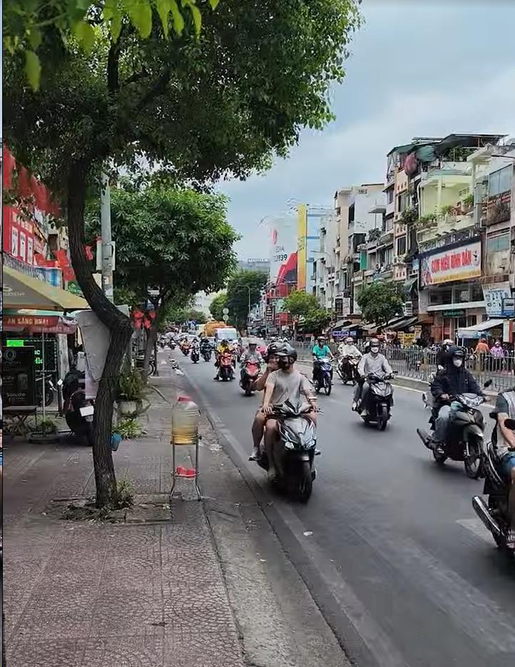 Image:Back home from the XX AmiCigar Vietnam Ho Chi Minh Event - Part 1
