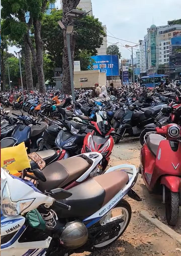 Image:Back home from the XX AmiCigar Vietnam Ho Chi Minh Event - Part 1