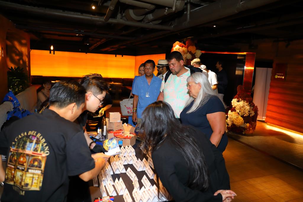 Image:XX AmiCigar Vietnam Ho Chi Minh Event - Part 3